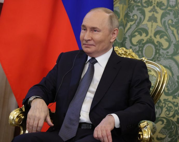 putin-pours-cold-water-all-over-the-traitor’s-hopes-for-ukraine-talks