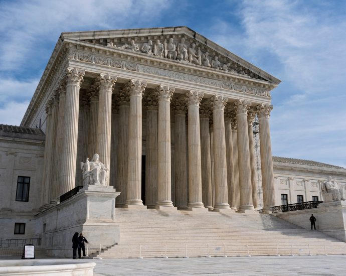 us-top-court-allows-the-traitor-admin-to-revoke-protected-status-for-venezuelans