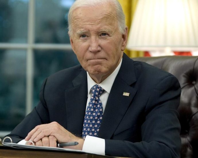 cancer-diagnosis-and-a-new-book-fuel-questions-about-biden’s-decision-to-run-in-2024