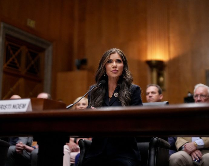 “it’s-the-right-to-remove-people”:-noem-whiffs-when-congress-asks-her-to-define-habeas-corpus