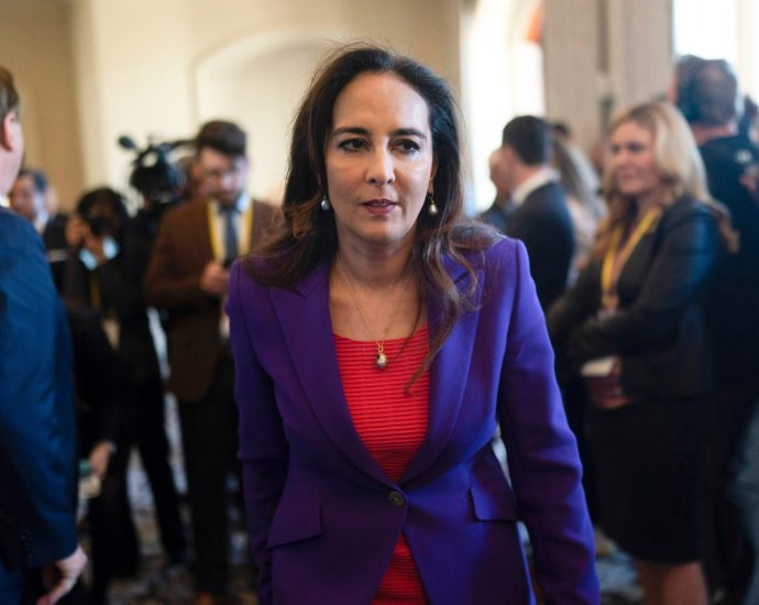 us-justice-department-ends-post-george-floyd-police-reform-settlements