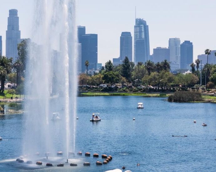 heat-wave-starts-to-break-in-southern-california.-more-may-gray-looms-on-the-horizon