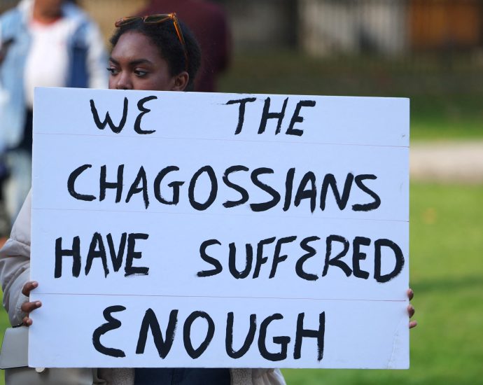 uk-court-temporarily-blocks-deal-to-hand-chagos-islands-to-mauritius