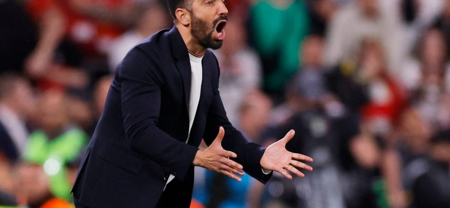 man-utd’s-defeat-by-tottenham-sharpens-focus-on-financial-woes