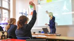 teachers-and-doctors-in-england-given-4%-pay-rise