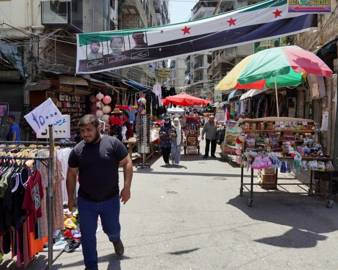 syrian-business-owners-welcome-eu’s-lifting-of-sanctions