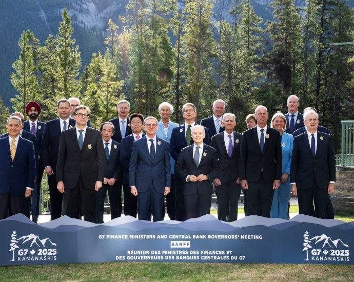 g7-threatens-further-sanctions-if-russia-fails-to-agree-ukraine-ceasefire