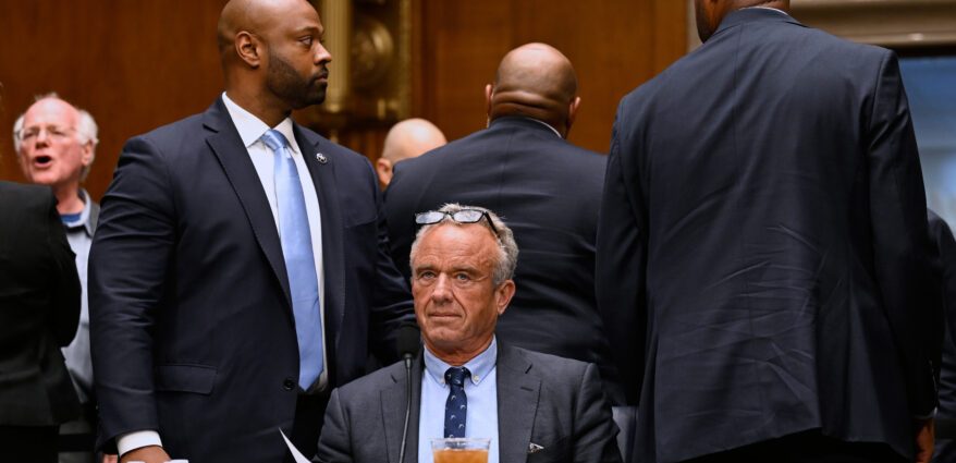 white-house-restricts-access-to-covid-shot