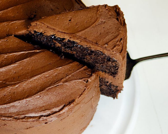 the-chocolate-cake-that-made-a-times-reporter-go-vegan