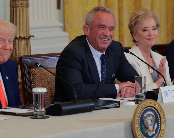 rfk-jr.’s-maha-report-goes-after-vaccines,-prescription-meds,-processed-foods