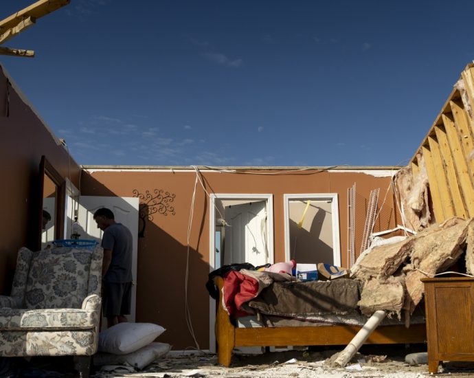 insurance-costs-are-soaring-around-tornado-alley-hail-is-the-big-problem.
