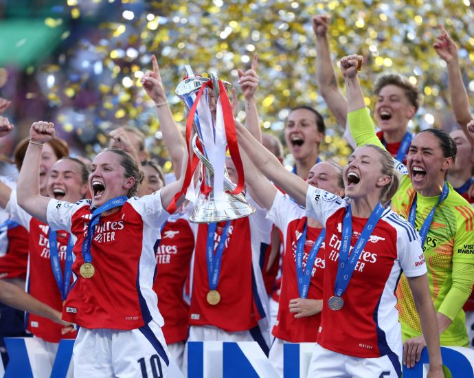 arsenal-stun-barcelona-to-win-the-women’s-champions-league