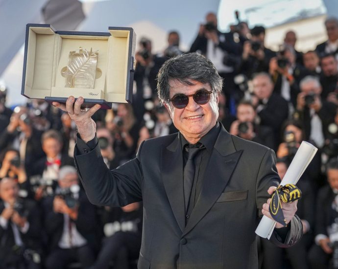 cannes-awards-palme-d’or-to-iranian-revenge-drama-‘it-was-just-an-accident’