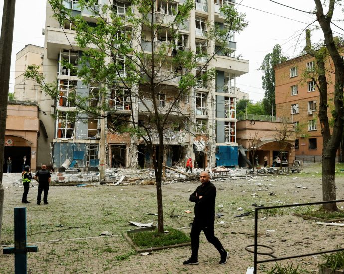 ukraine-under-russian-missile,-drone-attacks-for-second-night,-12-killed