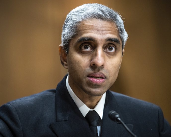 former-surgeon-general-says-congress-has-failed-to-protect-children’s-mental-health