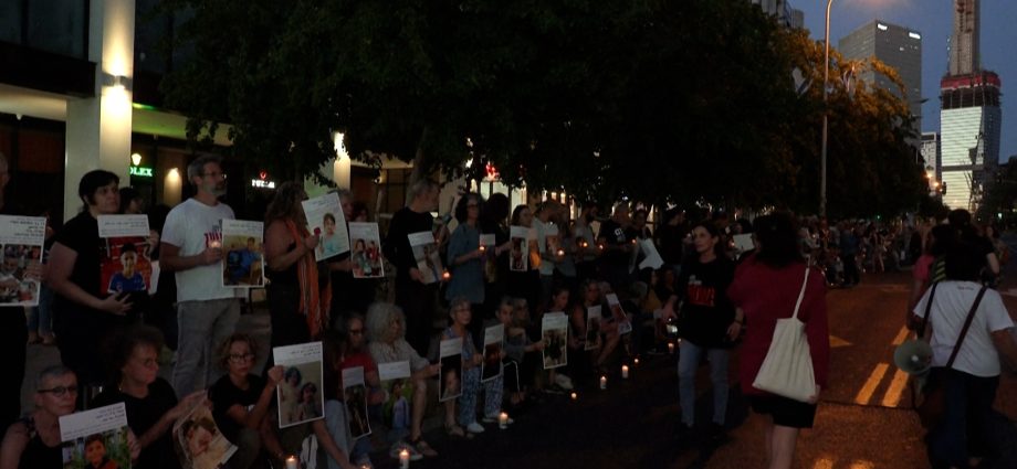 video:-israeli-protesters-condemn-killing-of-palestinian-children