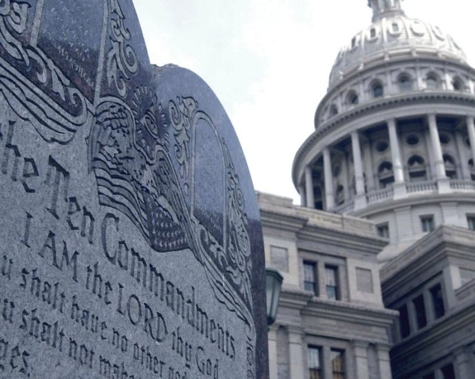 texas-is-closer-to-putting-the-ten-commandments-in-classrooms-after-a-key-vote