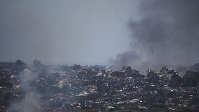 israel-strikes-more-than-100-targets-in-the-gaza-strip-over-the-past-day
