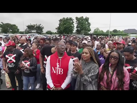 church-protest-marks-floyd’s-death,-urges-target-boycott-|-reuters