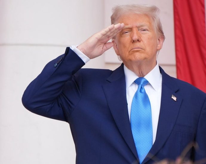 the-traitor-boasts-about-having-‘everything’-during-speech-for-fallen-service-members