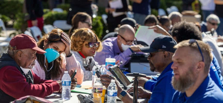 hurricane-season-will-be-even-riskier-for-undocumented-people-this-year
