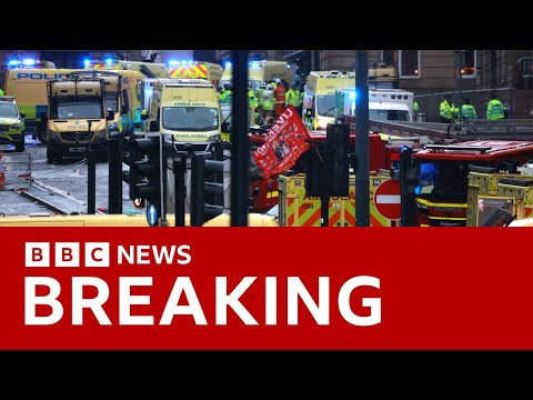 man-arrested-after-car-hits-pedestrians-at-liverpool-fc-premier-league-title-parade-|-bbc-news