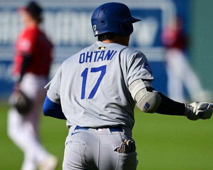 Dodgers’ Ohtani hits 2nd leadoff homer in 2 days