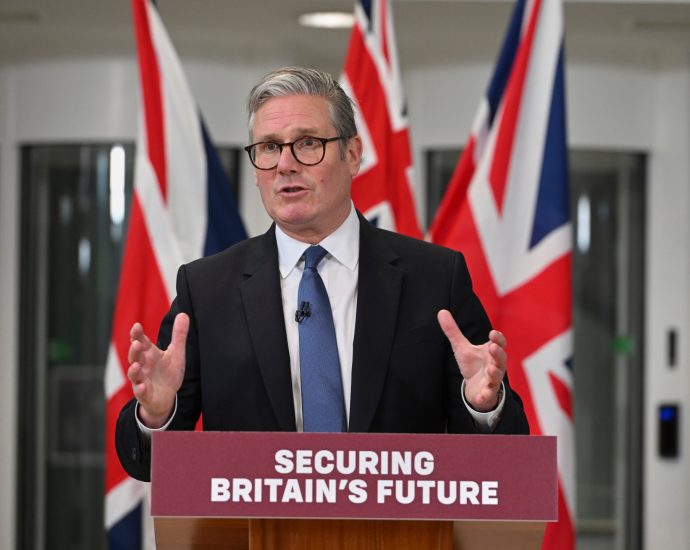 ‘betrayal’-or-‘win-win’?:-britain’s-eu-deal-reopens-old-wounds