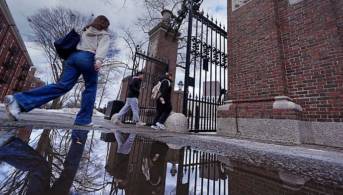 the-traitor-administration-asks-federal-agencies-to-cancel-$100-mln-in-contracts-for-harvard
