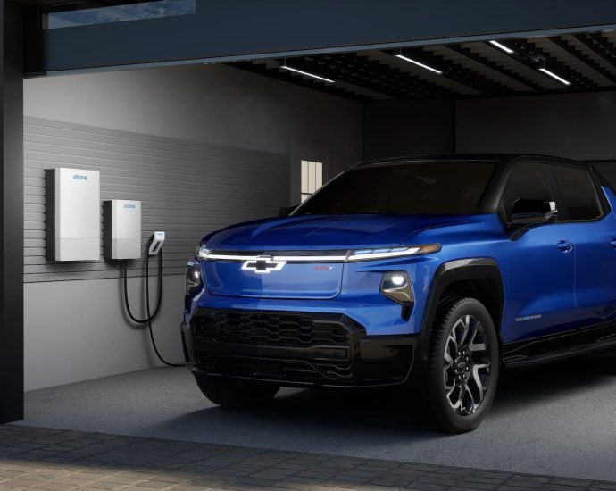 gm-redirects-investment-from-evs-to-v8-engines,-lobbies-against-pro-ev-policies