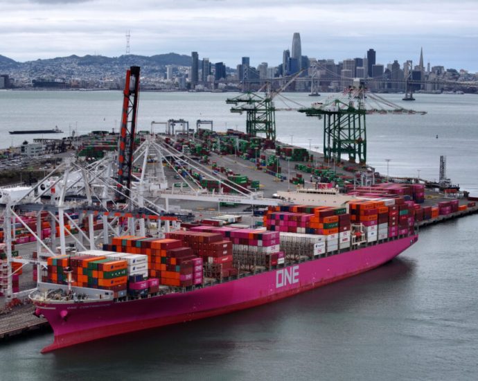 what-will-tariffs-do-to-the-energy-economy?-here-are-three-scenarios