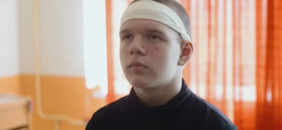 ukrainian-teen-who-saved-lives-in-sumy-attack-wins-silver-at-european-wrestling-championship