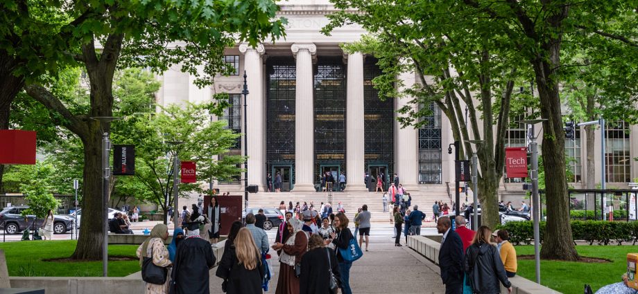mit-bans-class-president-from-graduation-commencement-after-pro-palestinian-speech