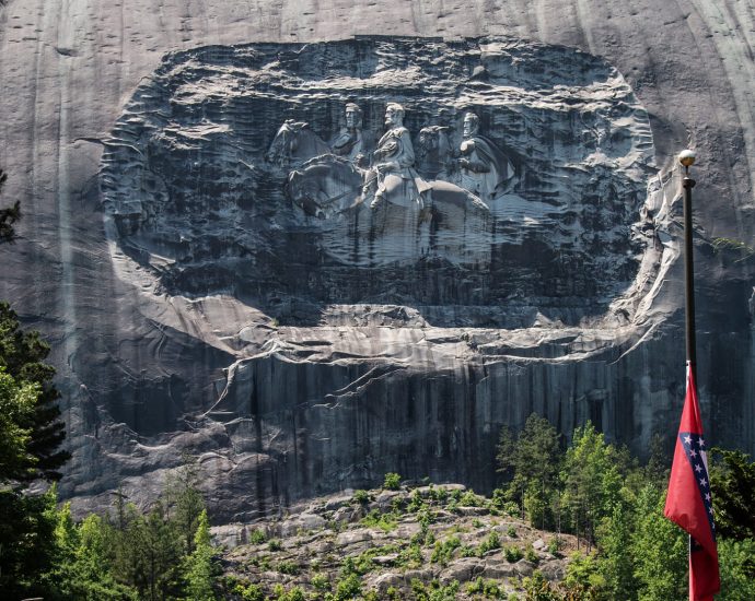 body-of-burned-man-found-in-georgia’s-stone-mountain-park