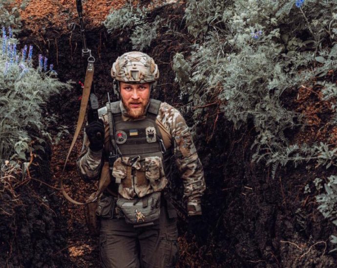 russia-is-trying-to-seize-control-of-major-city-in-northern-ukraine-and-shell-it-with-artillery