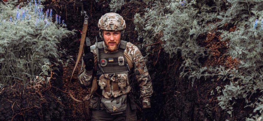 russia-is-trying-to-seize-control-of-major-city-in-northern-ukraine-and-shell-it-with-artillery