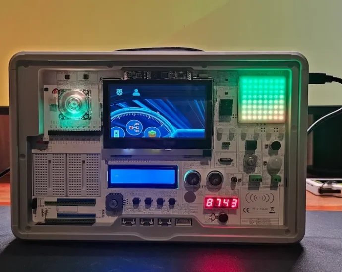 crowpi-3:-an-all-in-one-ai-learning-kit-with-cyberdeck-feel