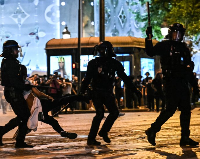 psg-victory-sparks-deadly-paris-riots