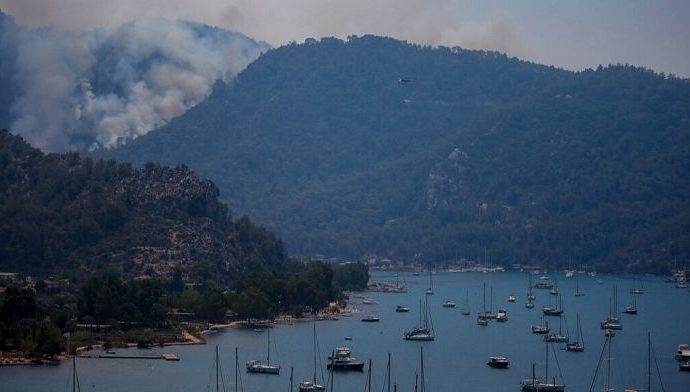 at-least-one-dead-after-earthquake-in-turkey-felt-across-greek-islands