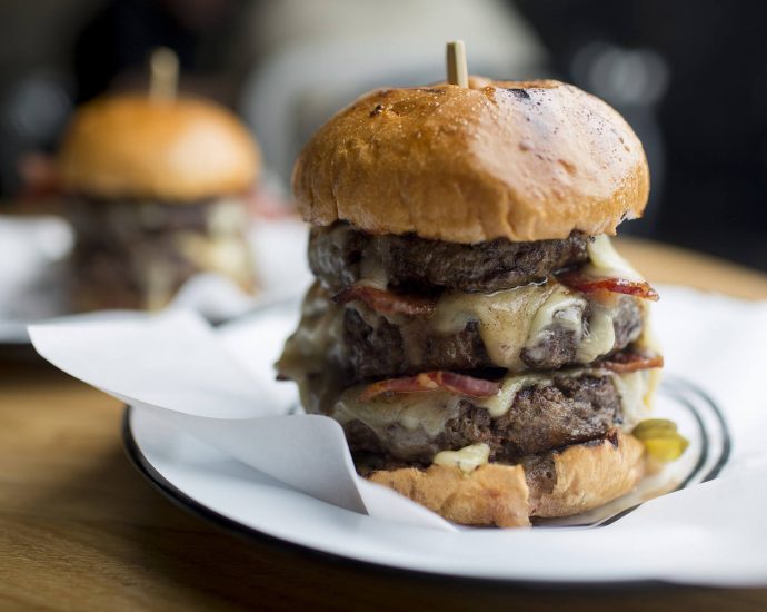 in-china,-‘the-great-american’-burger-is-now-made-with-australian-beef