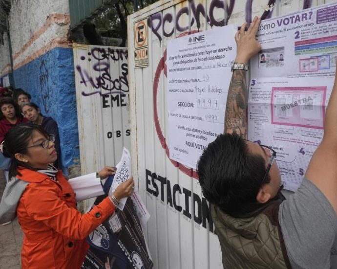 mexicans-cast-ballots-for-nation’s-judges-in-controversial,-first-ever-vote