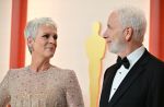 jamie-lee-curtis-to-join-trans-daughter-ruby-for-pride-month-fundraiser- 
