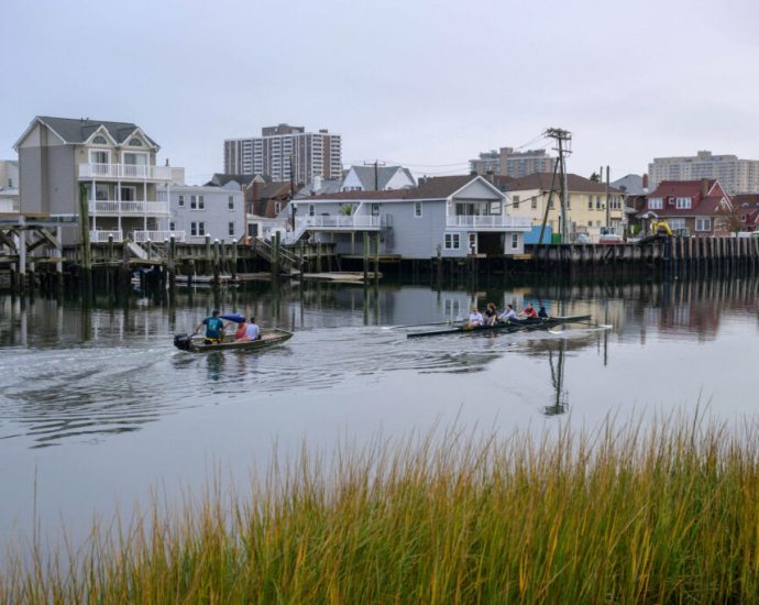 as-summer-approaches,-new-jersey’s-shore-towns-confront-an-unrelenting-foe:-sea-level-rise