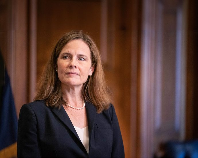 “it’s-not-just-one-ruling”:-now-the-traitor’s-mad-at-amy-coney-barrett,-sources-tell-cnn