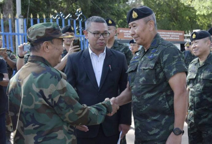 Army chiefs try to resolve Thai-Cambodian border dispute