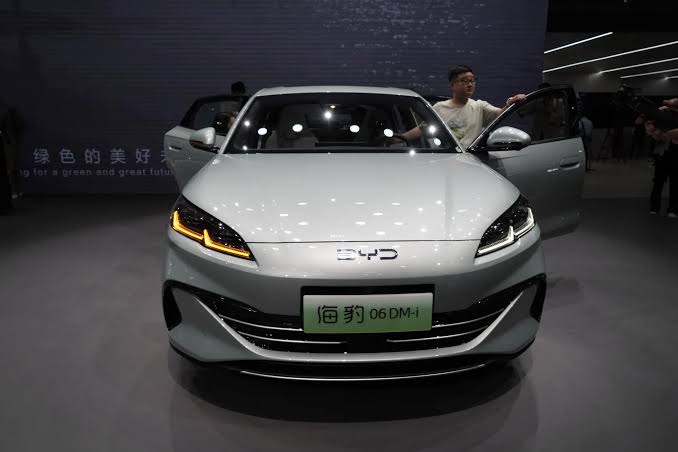 China’s BYD Opposes Import of 5-Year-Old Used Cars in Pakistan