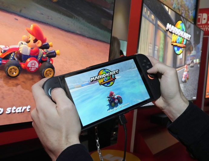 which-stores-are-hosting-midnight-releases-for-the-nintendo-switch-2?