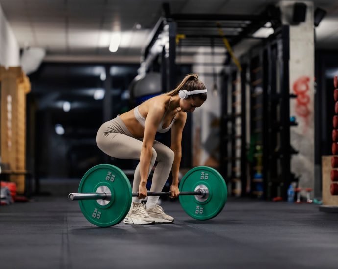 Deadlift vs. Squat: Which Exercise Is Better for Your Butt?