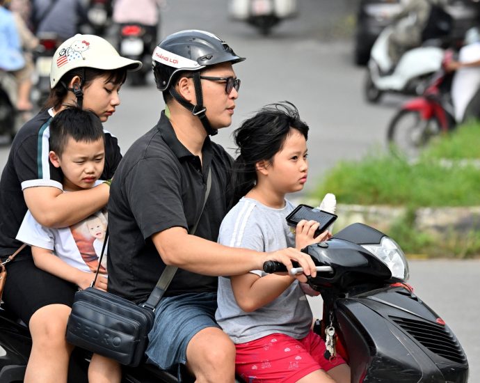 vietnam-scraps-two-child-policy-to-combat-falling-birthrate