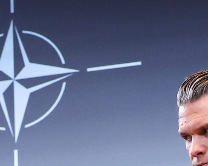 us-presses-nato-to-agree-defence-spending-hike